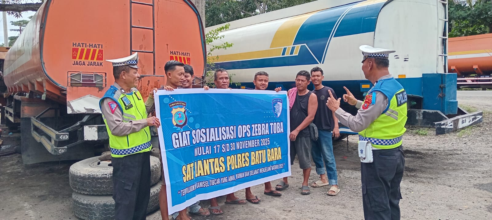 Sat Lantas Polres Batu Bara Edukasi Pengemudi Mobar Tangki di Jalinsum, Gencarkan Sosialisasi Operasi Zebra Toba 2025