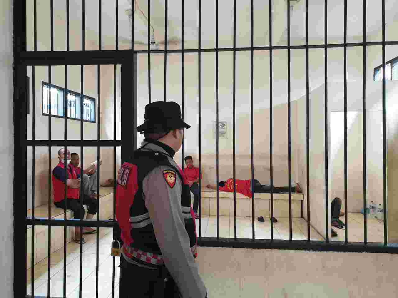 Demi Keamanan dan Ketertiban, Polres Batu Bara Kawal 25 Tahanan Sidang dari Kisaran ke Labuhan Ruku