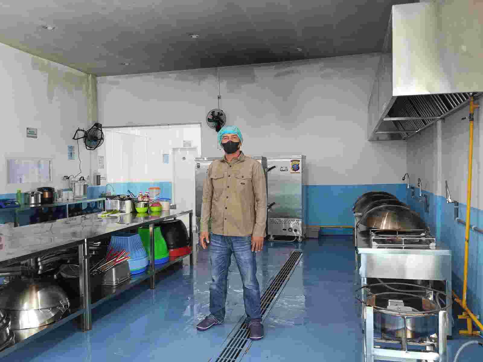 Pastikan Gizi Tercukupi, Polsek Labuhan Ruku Kawal Pendistribusian Makanan Bergizi Gratis Polres Batu Bara