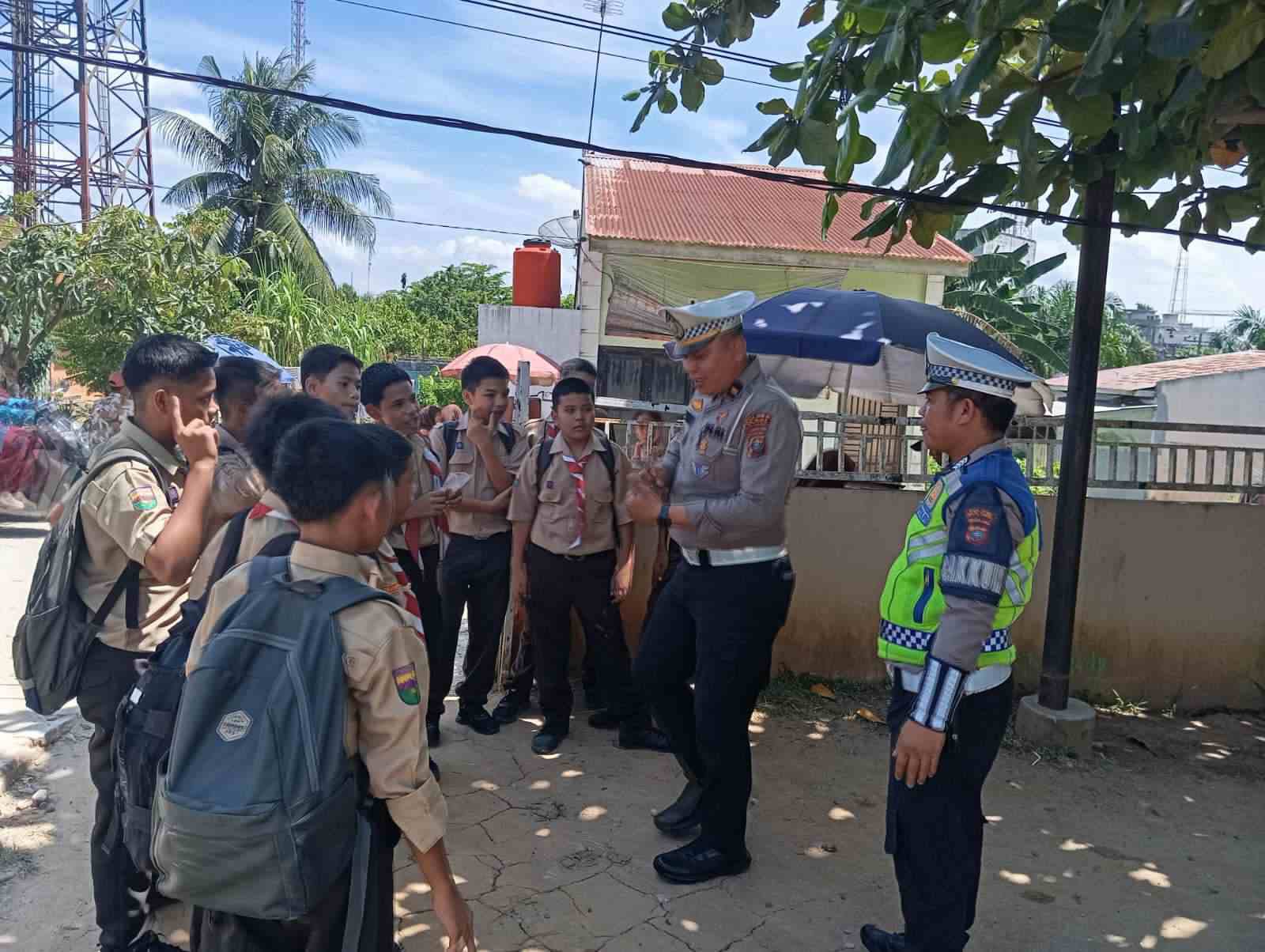 Polantas Polres Batu Bara Sapa Pelajar, Sosialisasi SMA Kemala Taruna Bhayangkara dan Tertib Lalu Lintas