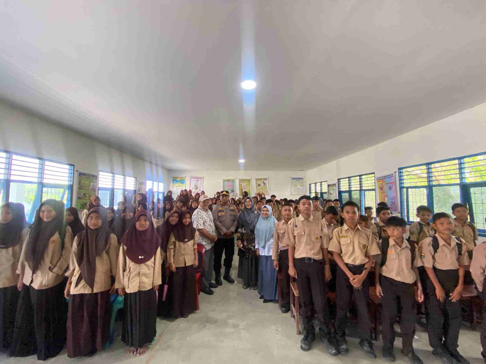 Kanit Binmas Polsek Labuhan Ruku Sosialisasi Penerimaan Murid Baru SPMP dan SMA Kemala Taruna Bhayangkara