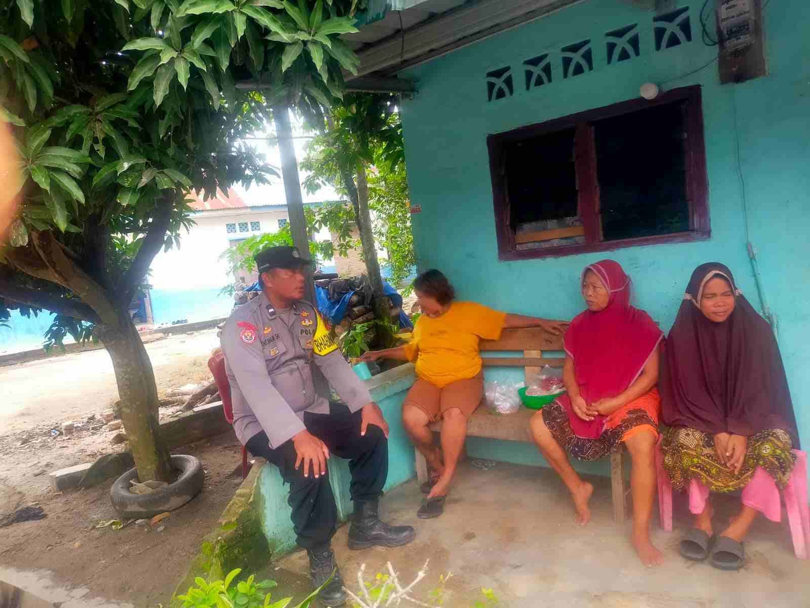 Bhabinkamtibmas Polsek Medang Deras Aktif Sambangi Warga, Jaga Kamtibmas dan Cegah Aksi Kriminalitas