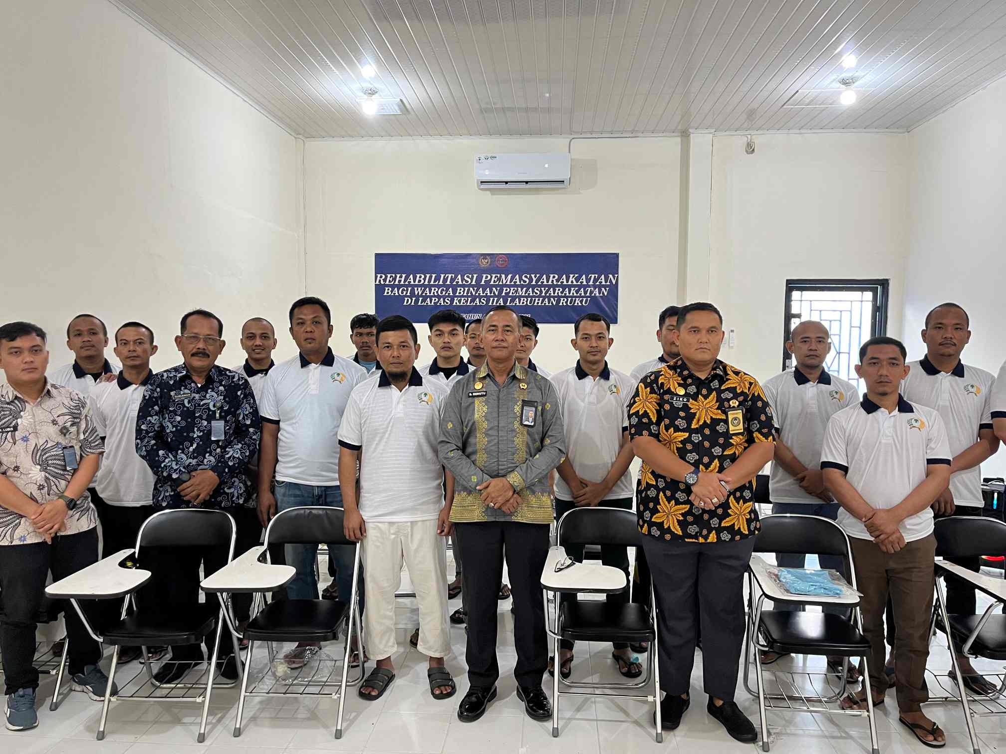 16 Warga Binaan dan 13 Petugas Lapas Labuhan Ruku Antusias Ikuti Program Perkuliahan, Tingkatkan SDM untuk Masa Depan