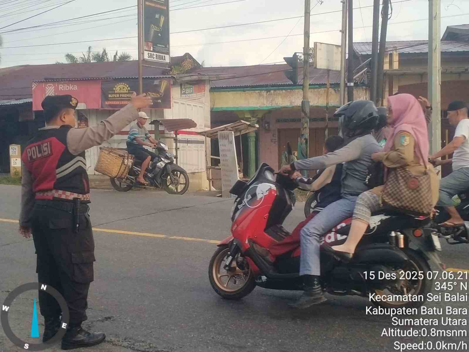 Sat Samapta Polres Batu Bara Gelar “Strong Point” Pagi, Pastikan Lalu Lintas Lancar dan Beri Rasa Aman Masyarakat