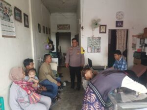 Bhabinkamtibmas Polsek Medang Deras Gencarkan Sambang dan Sosialisasi, Cegah Kejahatan Jalanan dan Geng Motor