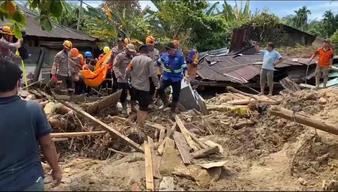 Lagi!!! Aksi Heroik Anjing Pelacak K-9 Korsabhara Baharkam Polri dan Polda Sumut, Berhasil Temukan Jenazah Wanita