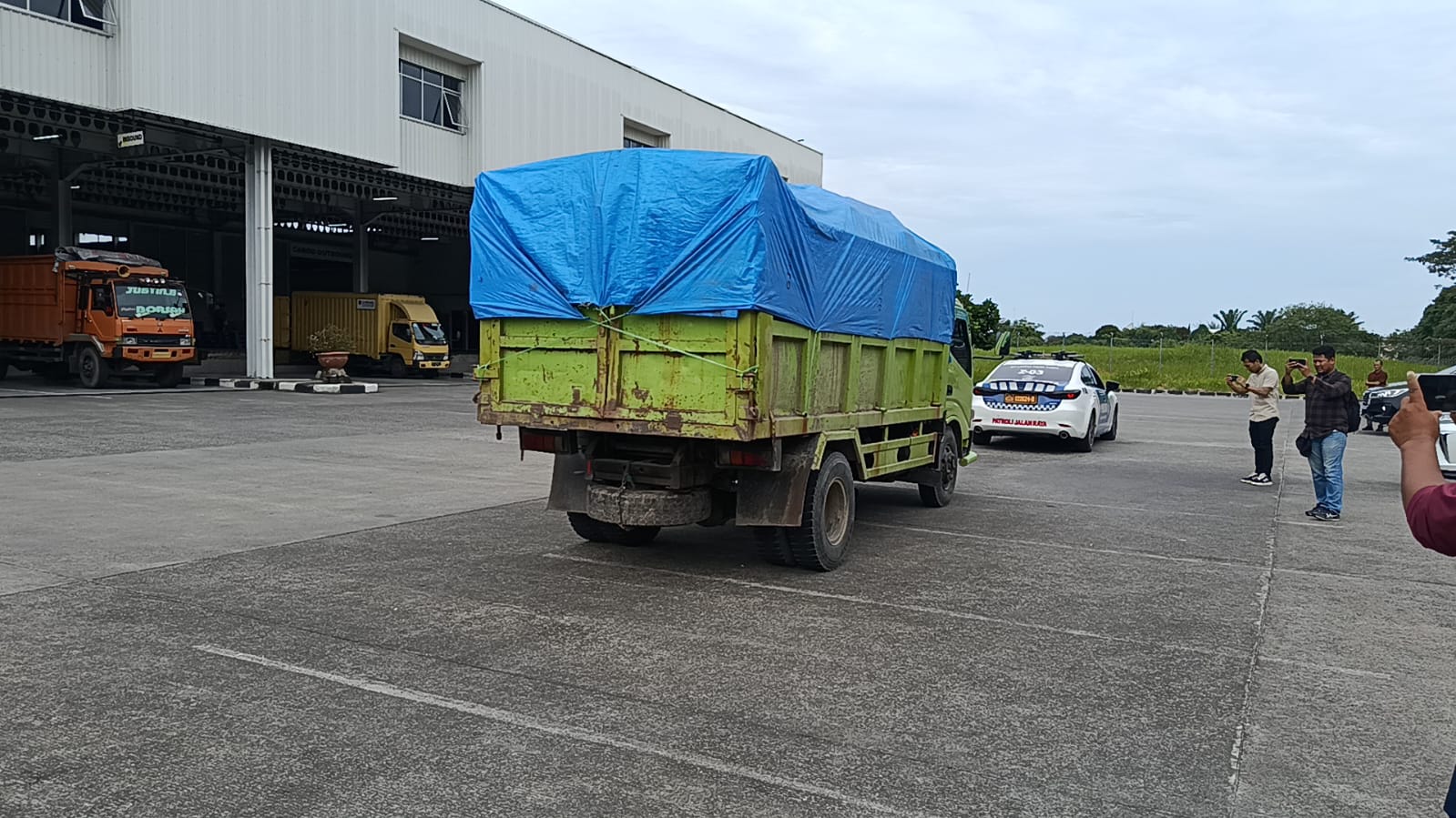 Tim Relawan KITA BISA Salurkan 2,6 Ton Bantuan Logistik ke Wilayah Terdampak Bencana di Aceh-Sumut-Sumbar