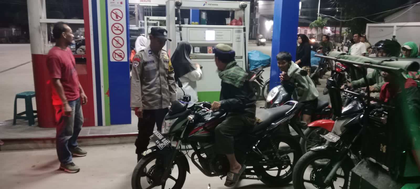 Polsek Lima Puluh Koordinasi dengan SPBU Pulau Sejuk, Jaga Kamtibmas Saat Pengisian BBM