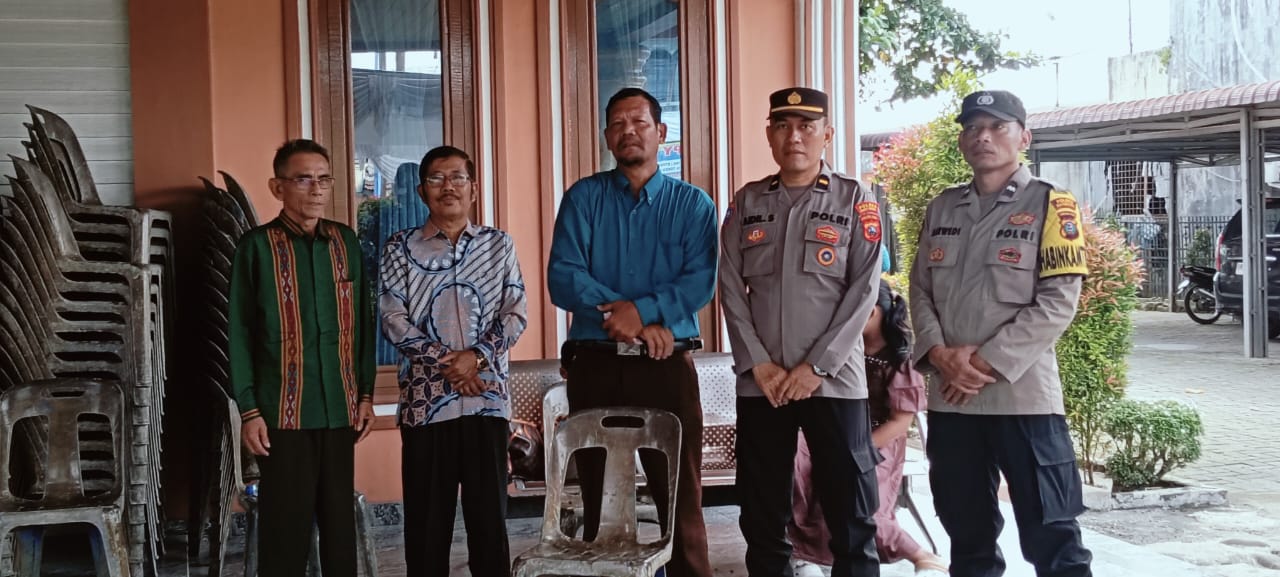 Kapolsek Lima Puluh Pimpin Patroli dan Pengamanan Ibadah Tahun Baru, Jaga Kondusifitas Wilayah