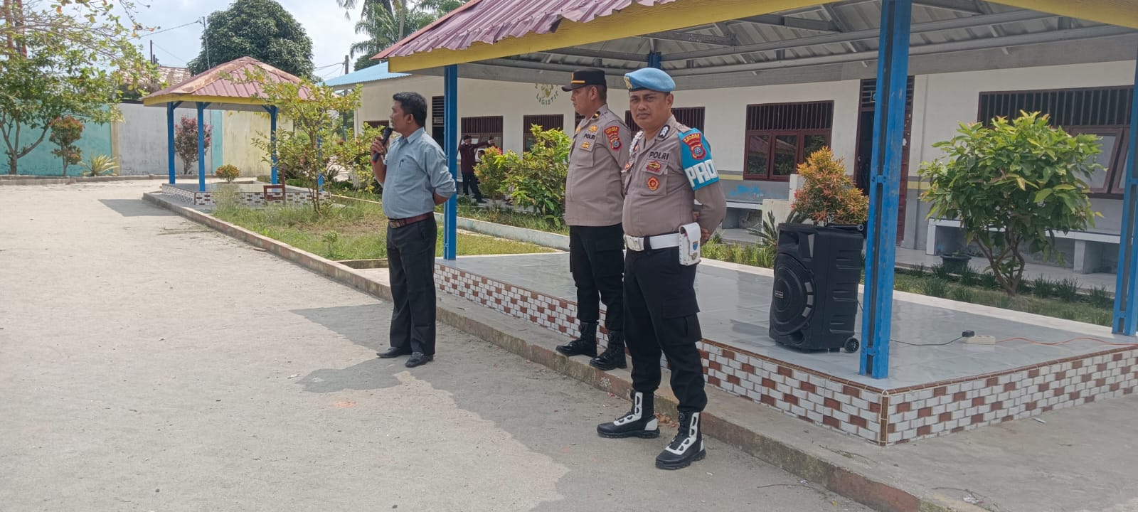 Polsek Medang Deras Gencar Sosialisasi Bahaya Narkoba, Tawuran, dan Bullying di SMK Karya Bakti