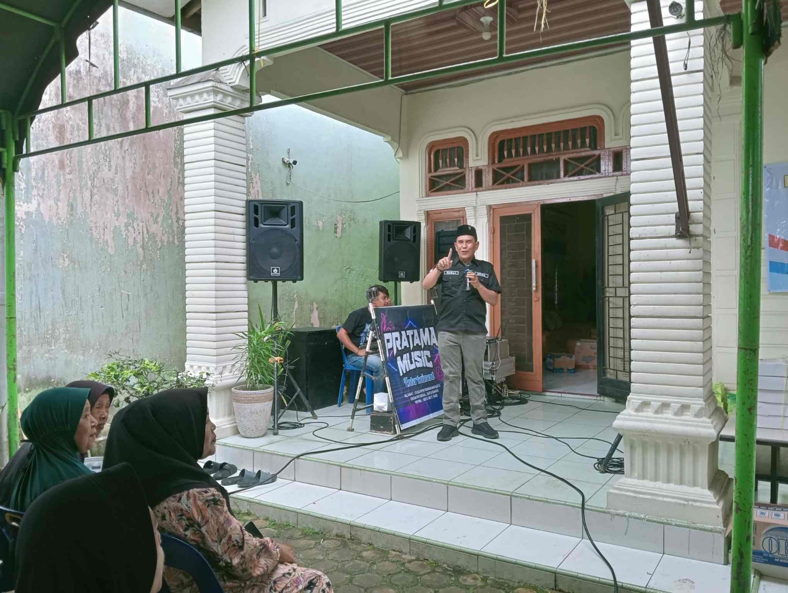 Reses Anggota DPRD Batu Bara, Rusli (Acep) Jadi Jembatan Masyarakat: Selesaikan Sertifikat Tanah, Bantu Urusan Hukum, dan Bagikan Bantuan