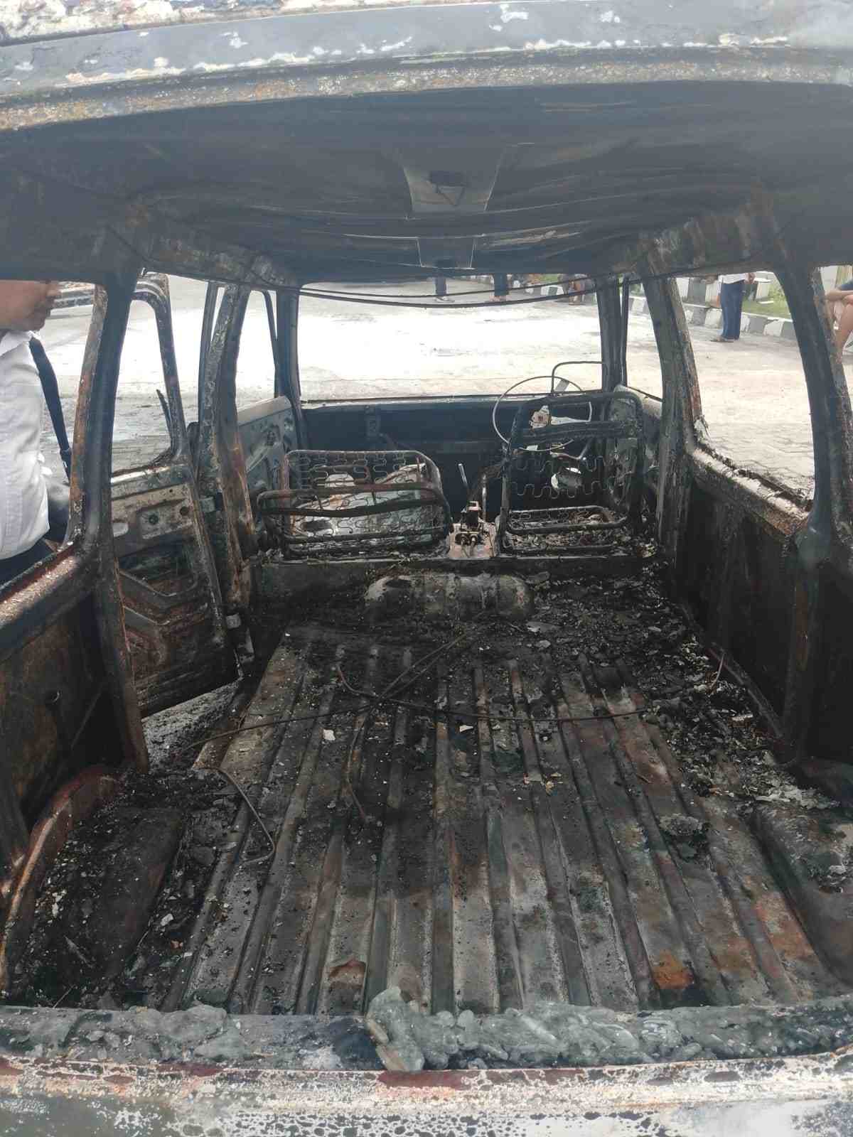 Korsleting Aki Picu Kebakaran Mobil di SPBU Pakam, Rugi Rp20 Juta