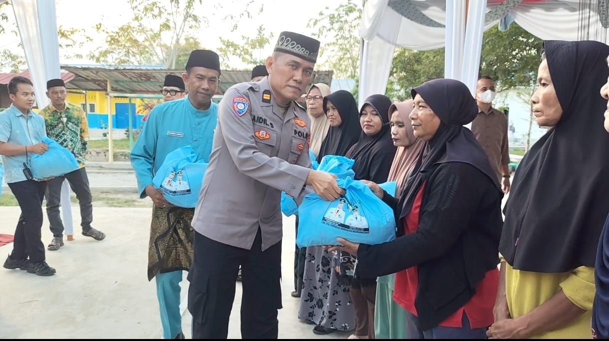 Kapolsek Lima Puluh Hadiri Opening Ceremony Pesantren Kilat Ramadhan di SMP N 1 Datuk Lima Puluh