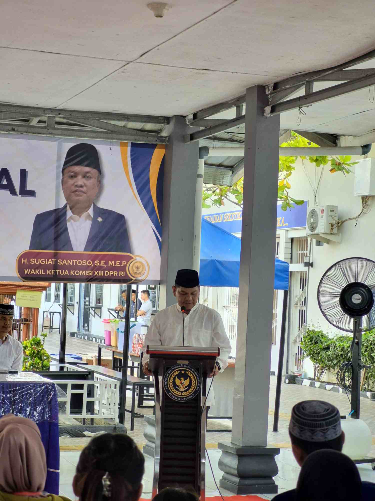 Wakil Ketua Komisi XIII DPR RI Salurkan 50 Paket Sembako di Lapas Labuhan Ruku, Ramadhan Berbagi untuk Keluarga Warga Binaan dan Anak Yatim