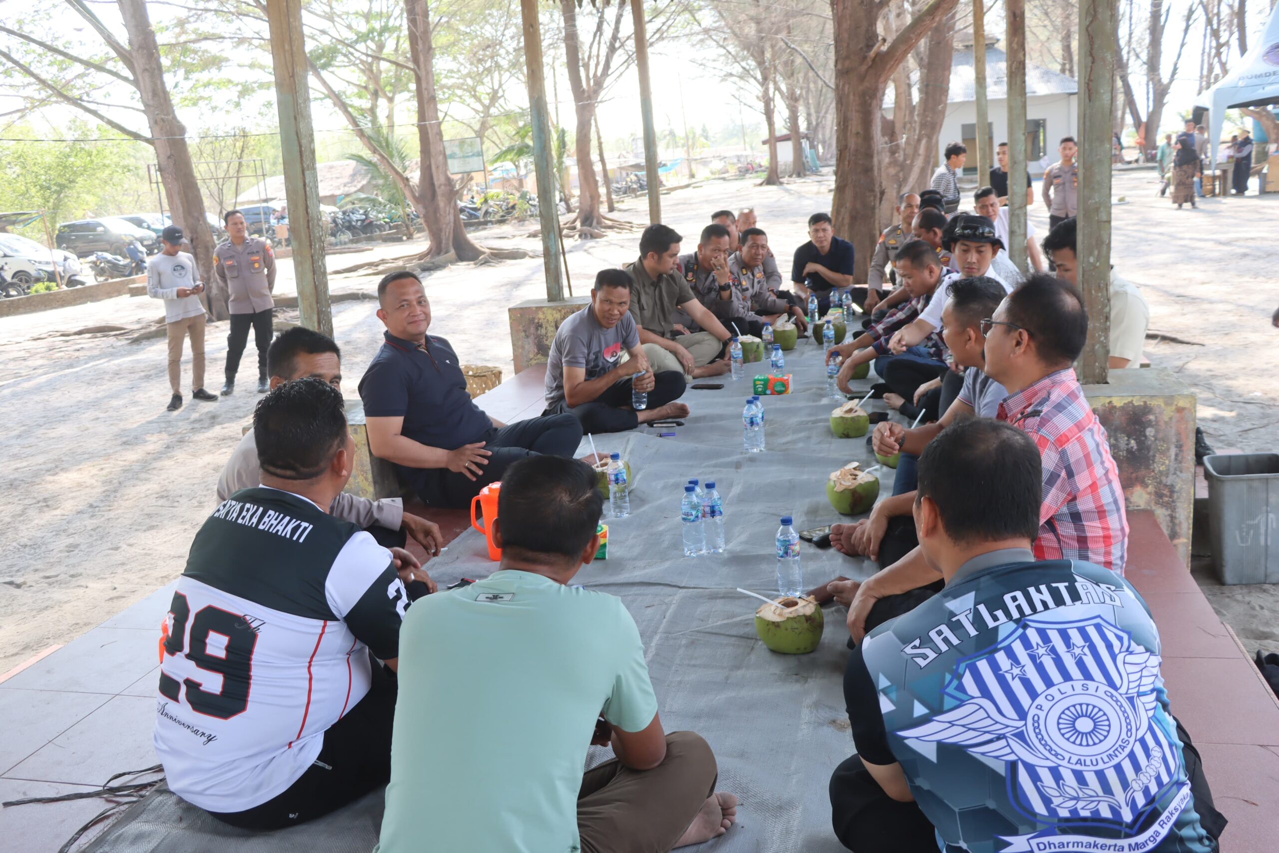 Kapolres Batubara pimpin monitoring langsung Pantai Sujono jelang Lebaran, fokus keamanan dan keselamatan wisatawan