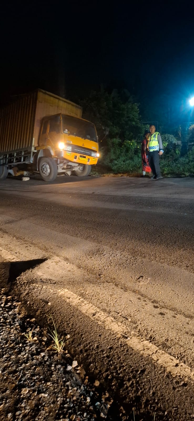Truk Tangki dan Truk Box Terlibat Kecelakaan di Jalinsum Batu Bara, Tidak Ada Korban Jiwa