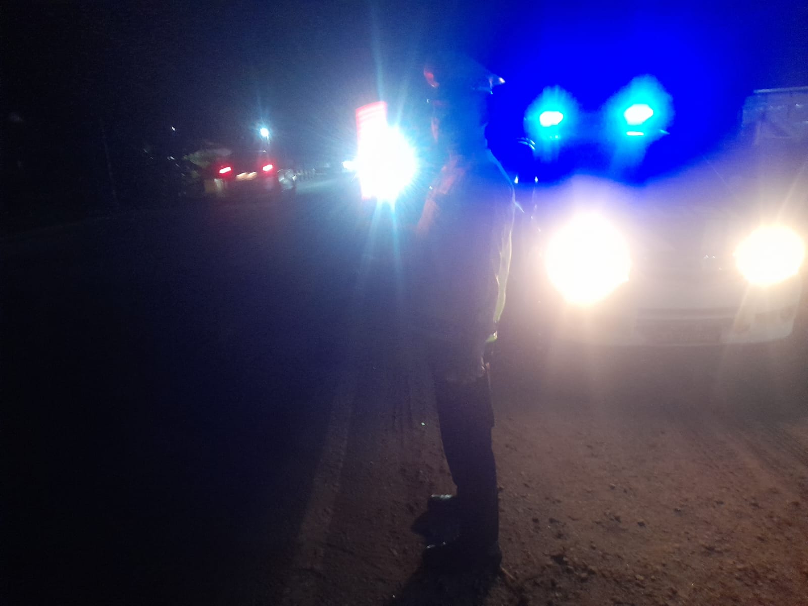 Sat Lantas Polres Batu Bara Gelar Patroli Blue Light Malam Hari, Jaga Kelancaran Lalu Lintas di Jalinsum Pos Lantas Sei Bejangkar